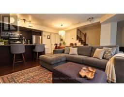 123 - 25 Turntable Crescent, Toronto, ON M6H4K8 Photo 8