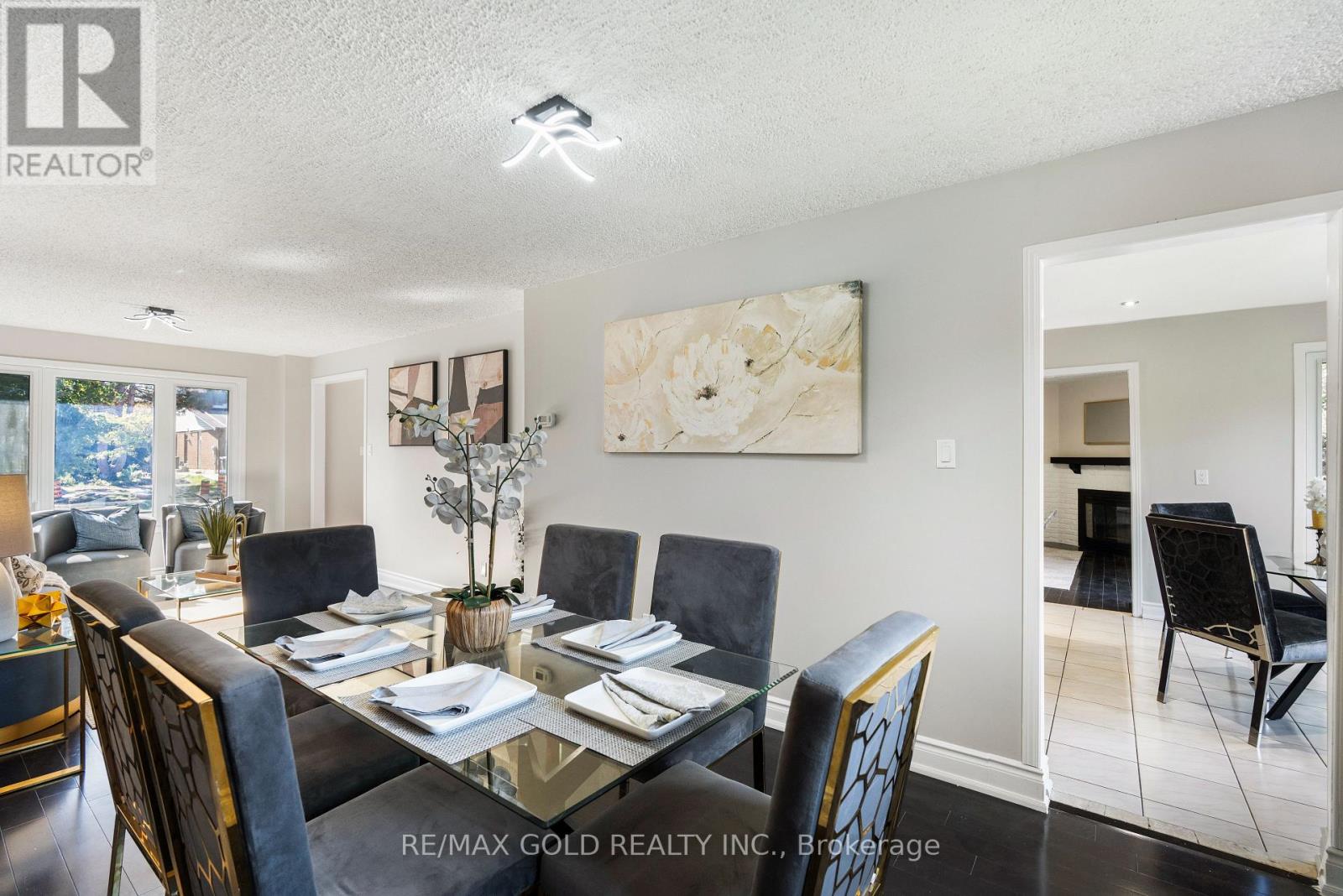45 Parkside Drive, Brampton, ON photo 10
