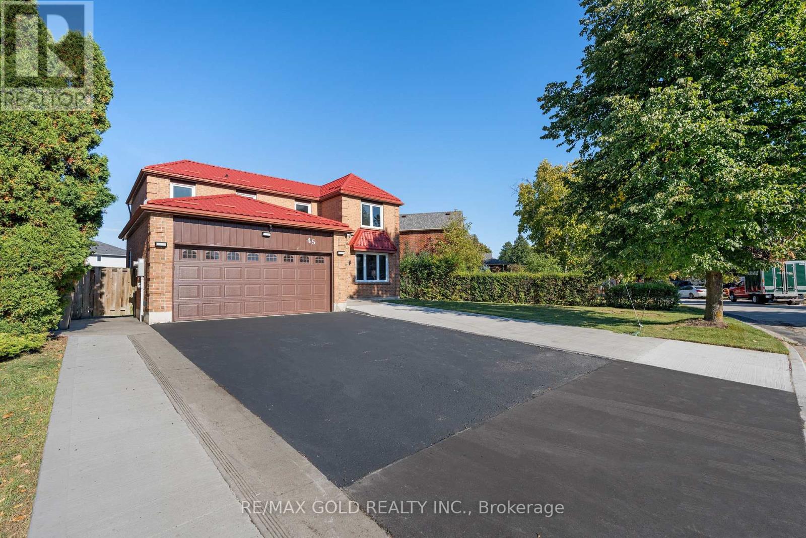 45 PARKSIDE DRIVE - 2
