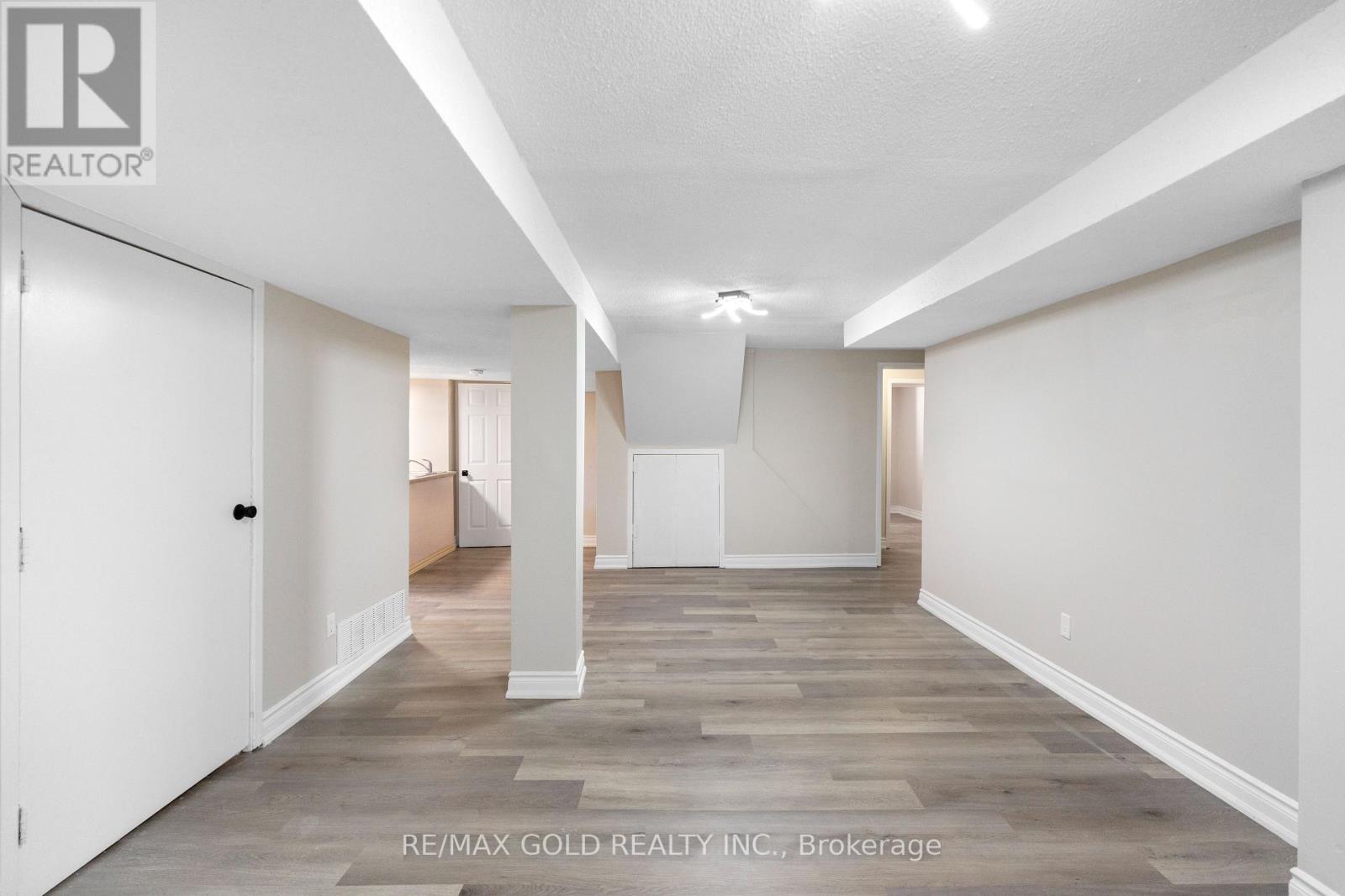 45 Parkside Drive, Brampton, ON photo 32