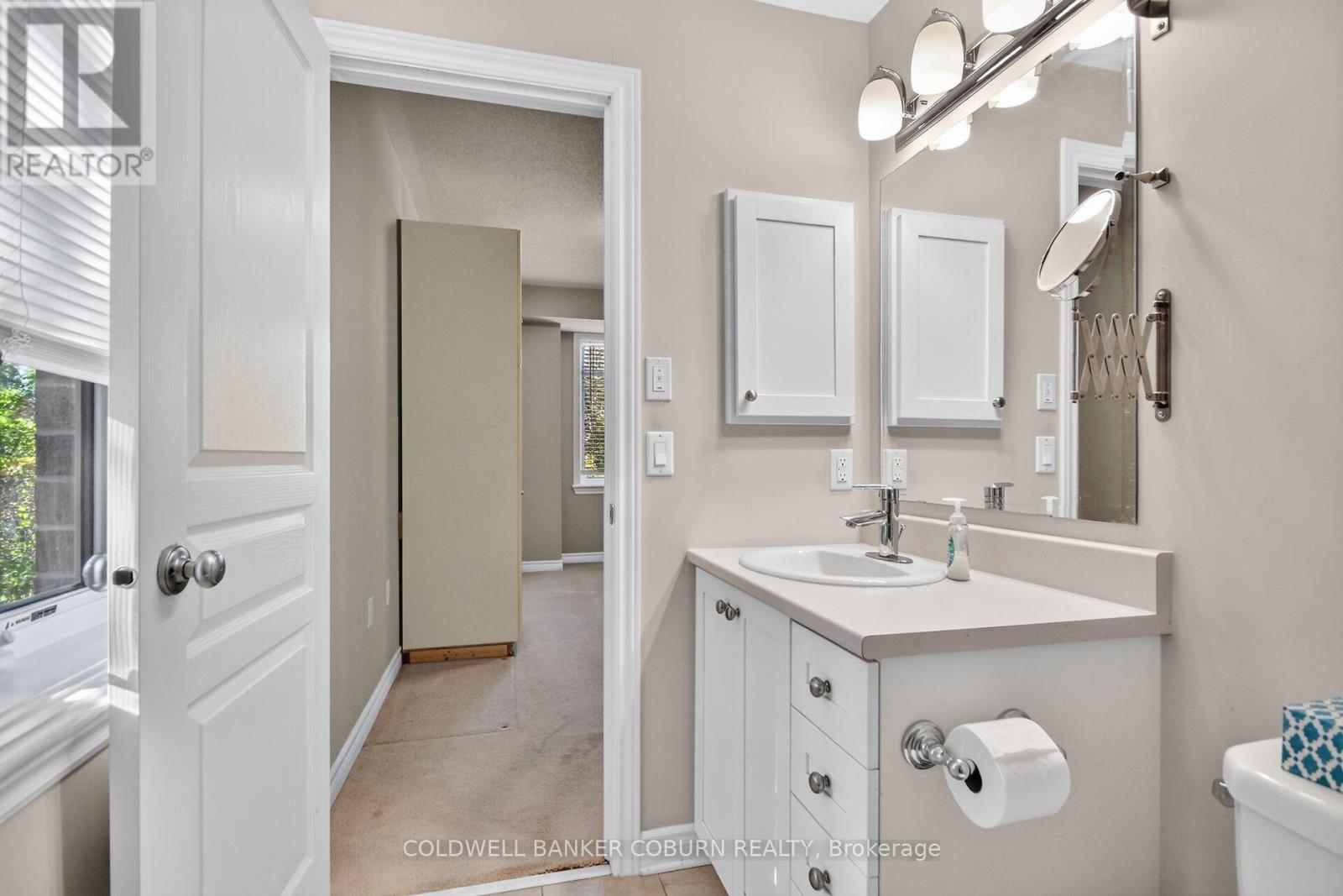#C 34 TADLEY PRIVATE - Image 21