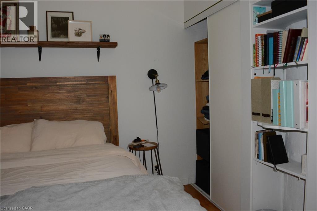 404 King Street West — photo 15