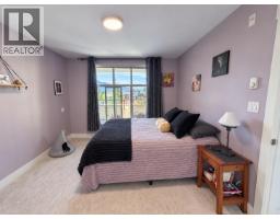 318 1211 Village Green Way, Squamish, BC V8B0R7 Photo 8