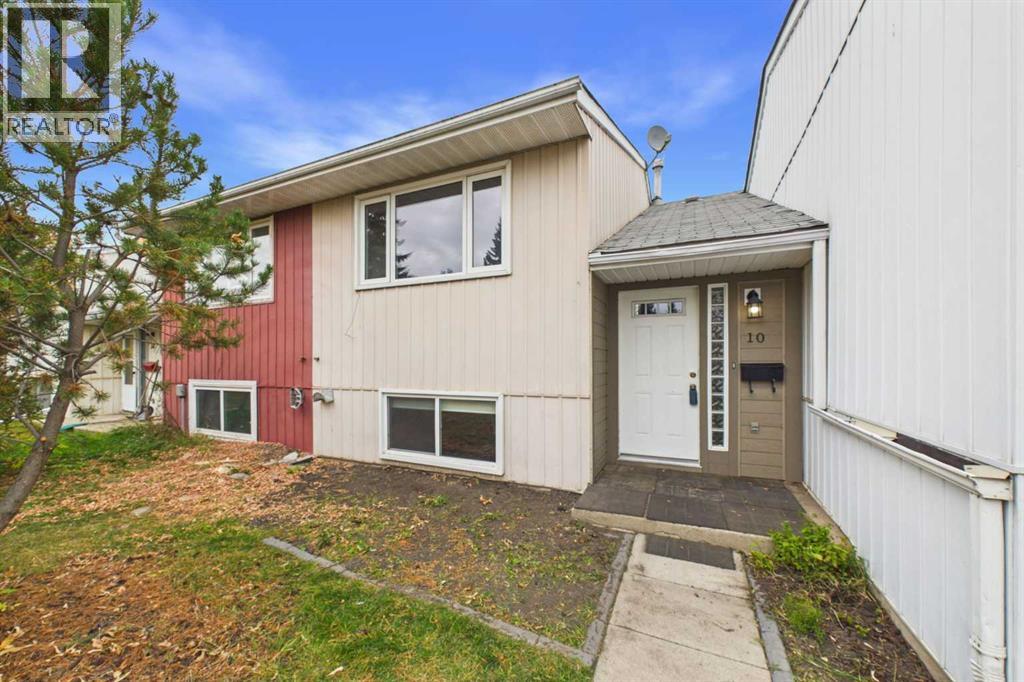 Listing photo – 10 Watson Street, Red Deer