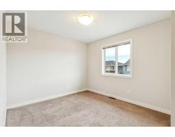 118 Saddlestone Park NE - photo 32