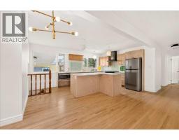 90 Armstrong Crescent SE - photo 4