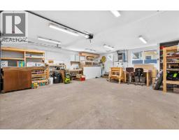 90 Armstrong Crescent SE - photo 43