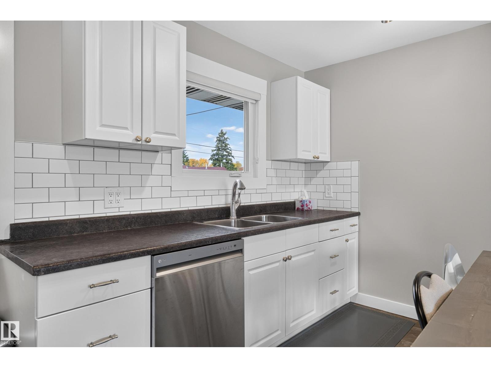 9612 163 ST NW - 12