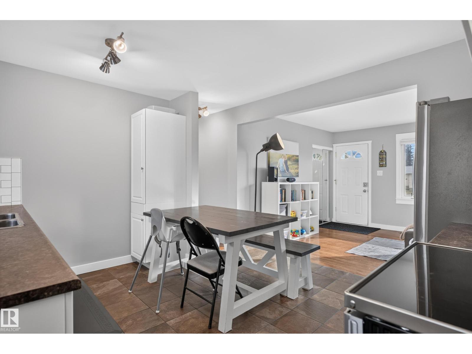 9612 163 ST NW - 13