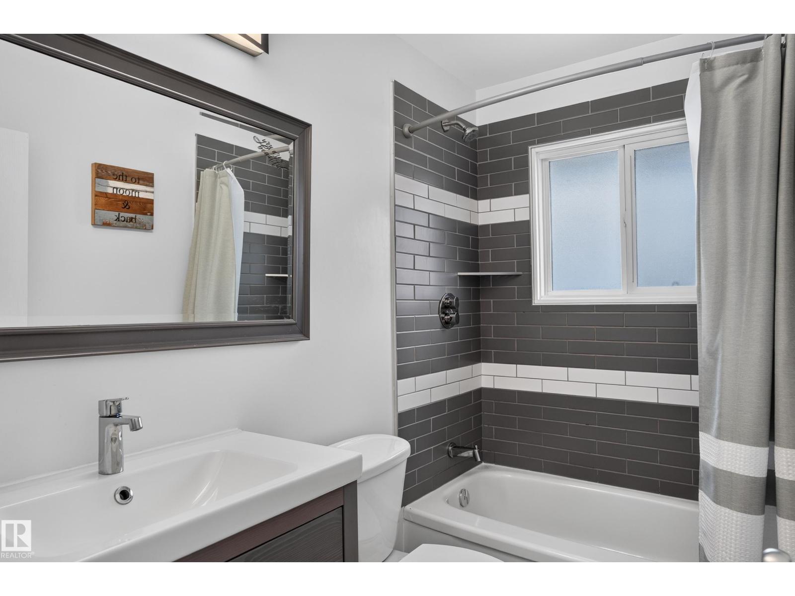9612 163 ST NW - 23