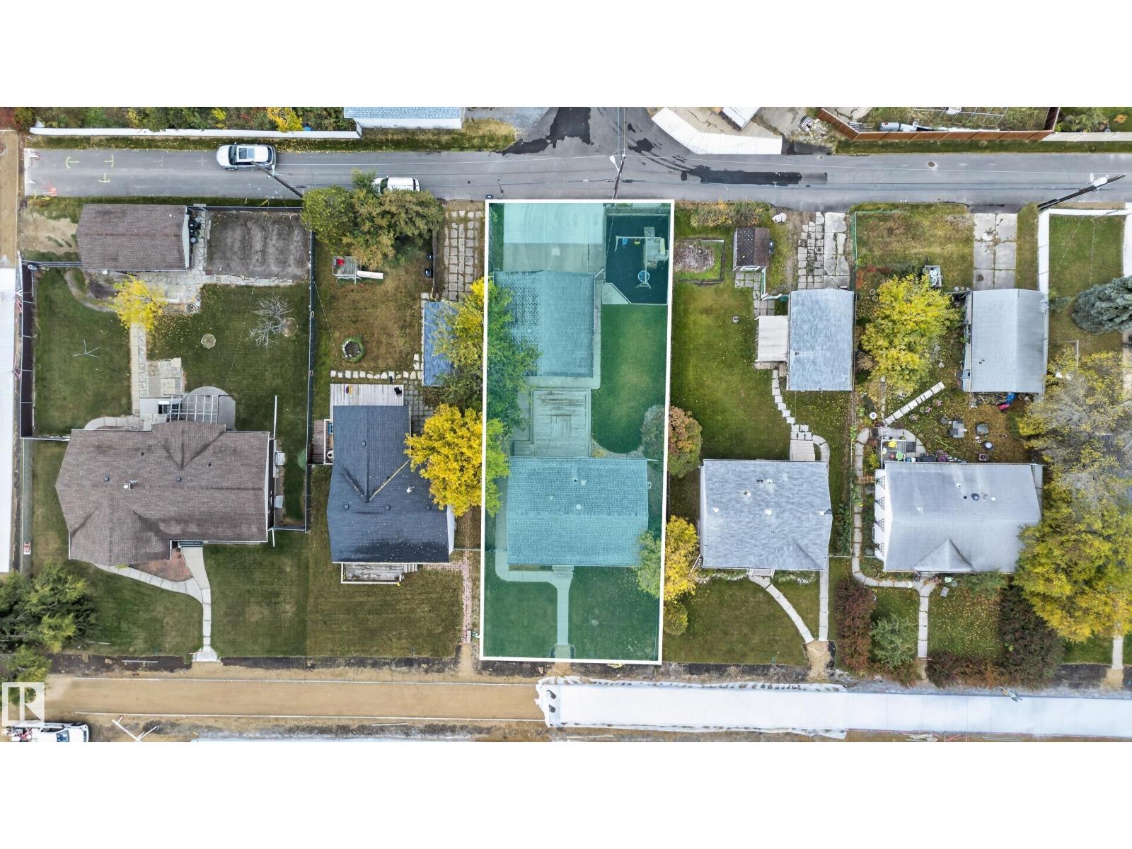 9612 163 ST NW - 45