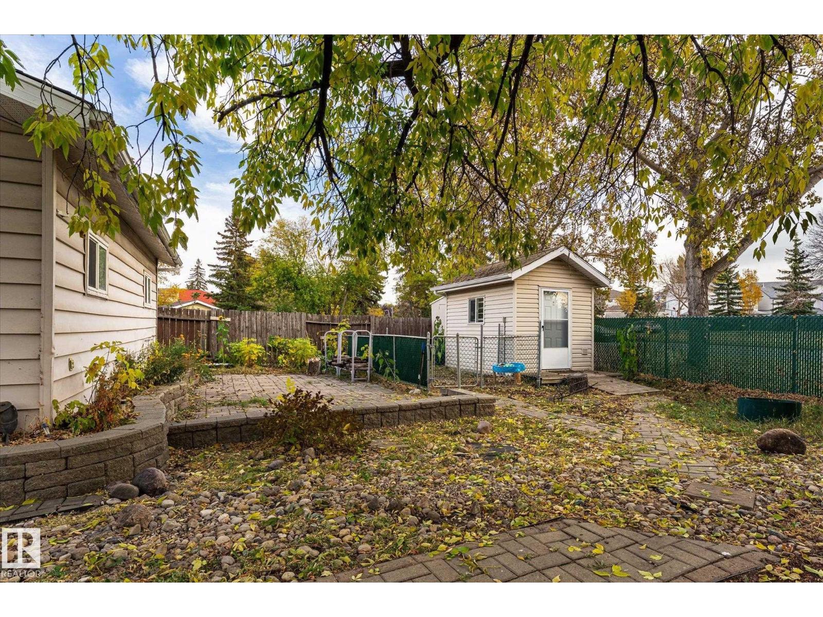 6013 34A AV NW - 48