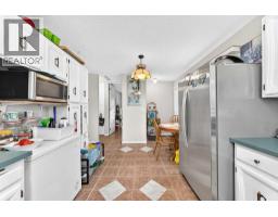 3219 Palliser Drive SW - photo 13