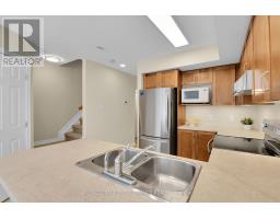 64 Mayflower Private, Ottawa, ON K2B0A2 Photo 18