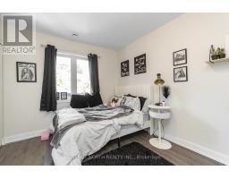 Bedroom - 206 Blackburn Avenue, Ottawa, ON K1N8A8 Photo 19