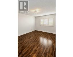 165 Wagner Crescent, Essa, ON L0M1B6 Photo 10