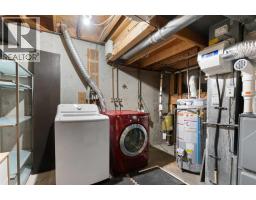 107 Bermuda Close NW - photo 37