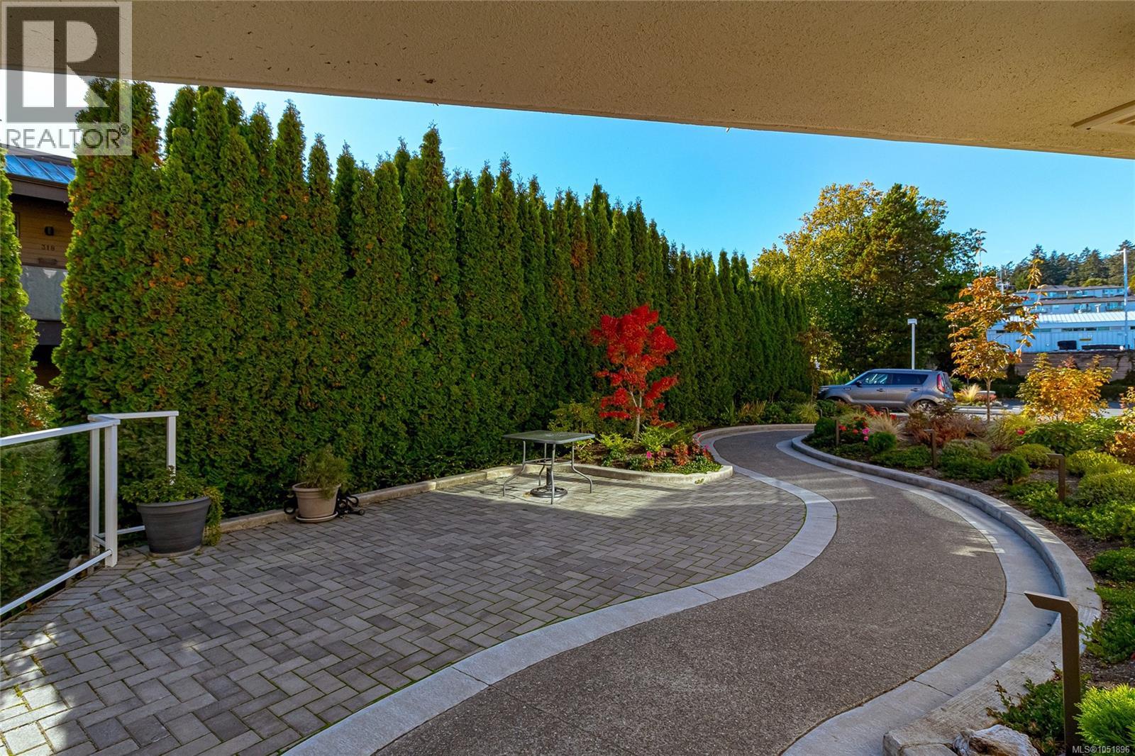103 1 Buddy Rd, View Royal - Image 1