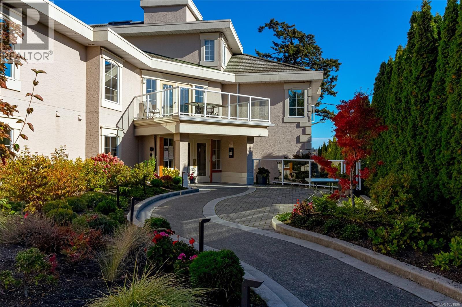 103 1 Buddy Rd, View Royal - Image 1