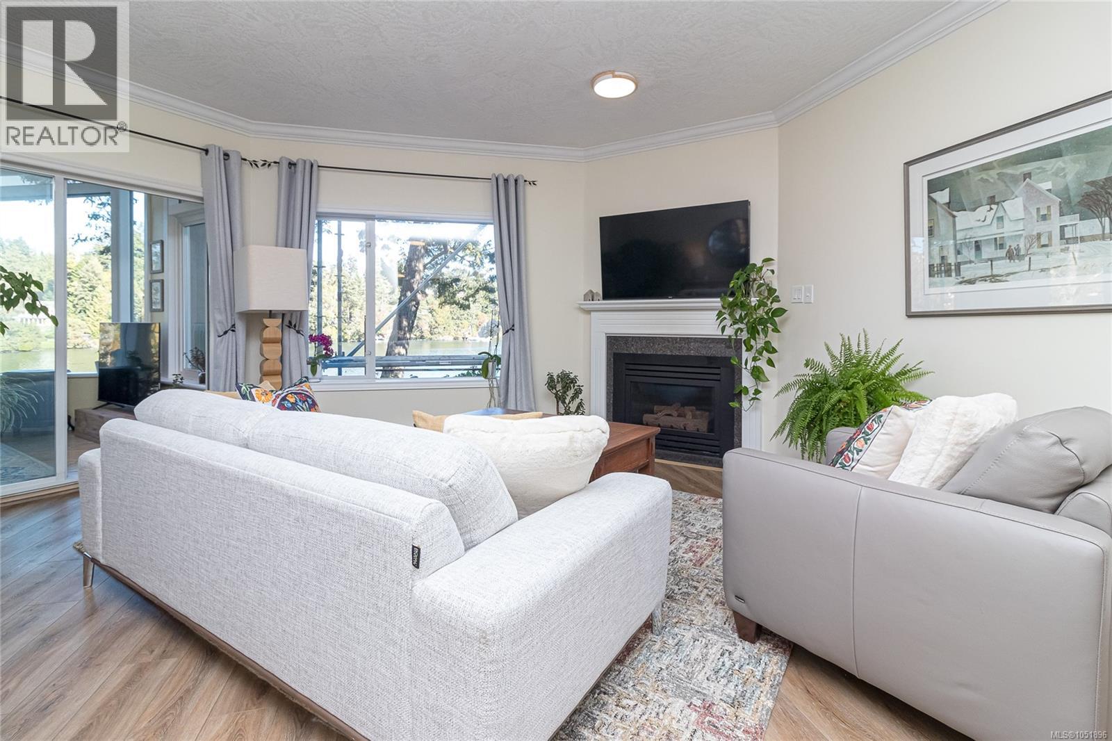 103 1 Buddy Rd, View Royal - Image 1