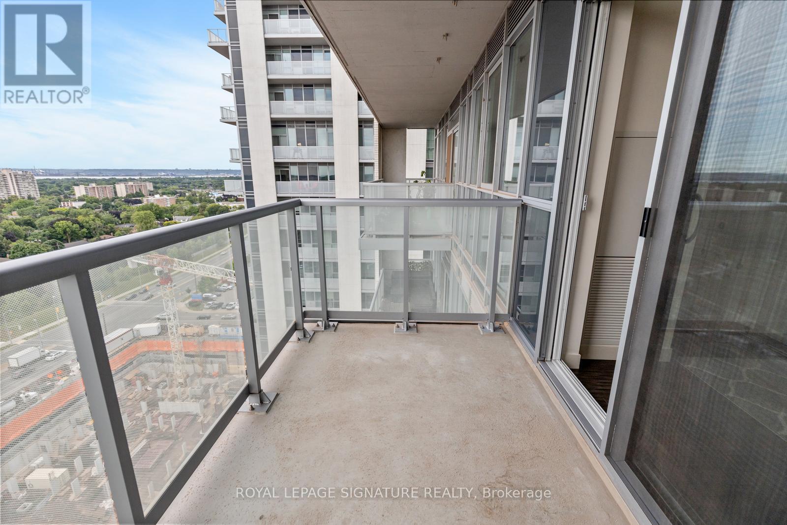 2093 Fairview Street — photo 16