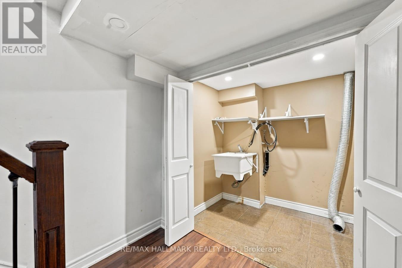 50 Verne Crescent — photo 28