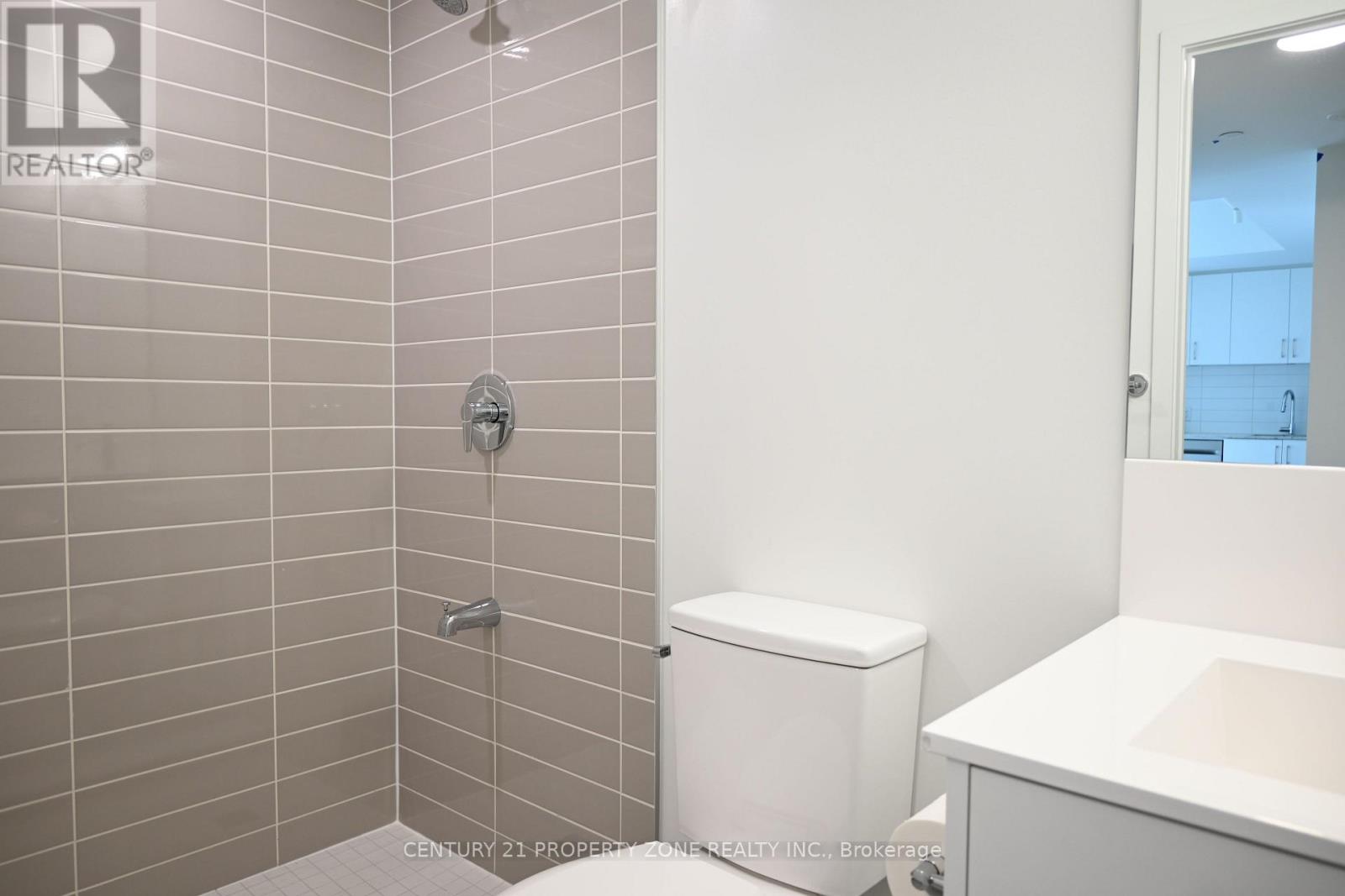 4010 Eglinton Avenue West — photo 29