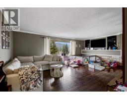 Bedroom 3 - 590 Pigeon Avenue, Williams Lake, BC V2G2A9 Photo 6