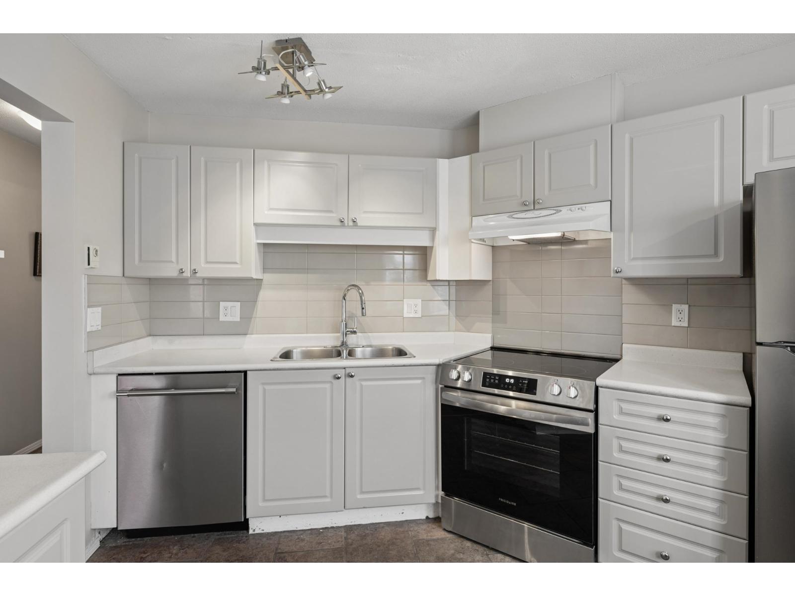 Photo of 406 5765 GLOVER ROAD 19