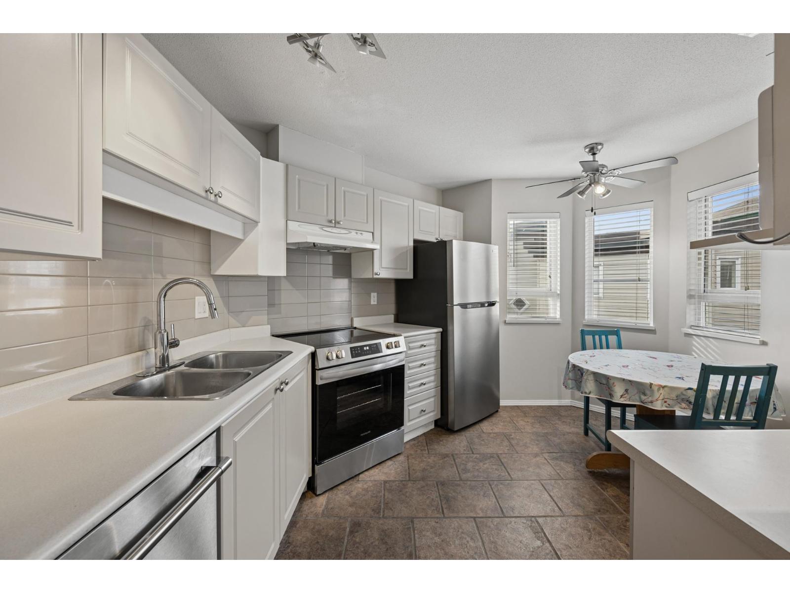 Photo of 406 5765 GLOVER ROAD 17