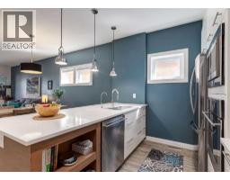 1, 2427 2 Avenue NW - photo 8