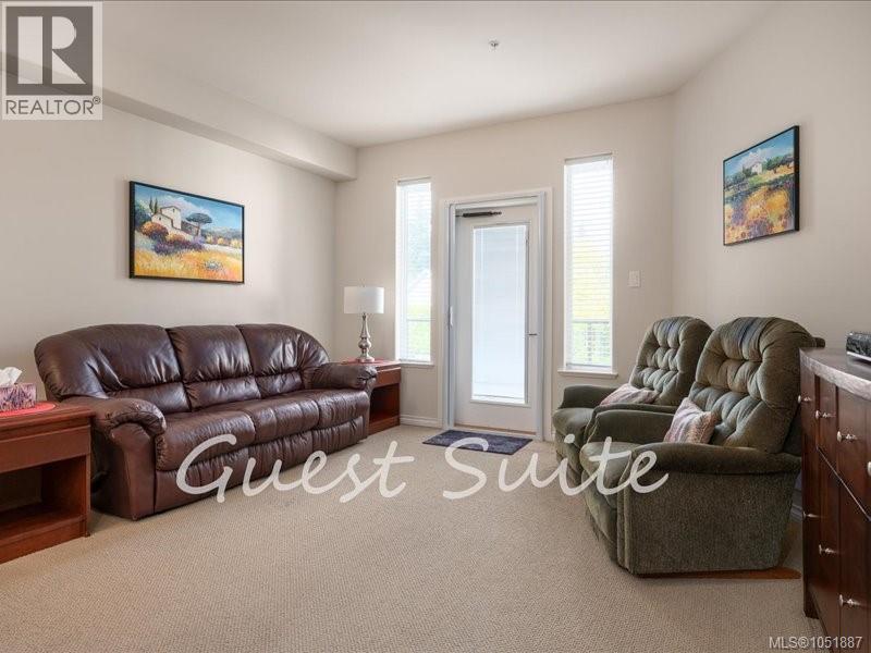 107 399 Wembley Rd, Parksville - Image 1