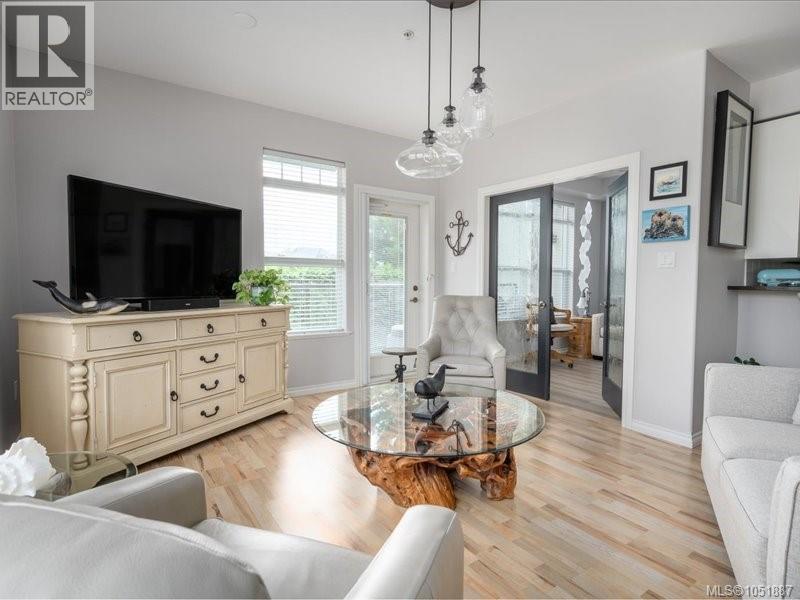 #107 399 Wembley Rd - 6