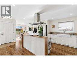 355 Woodbine Boulevard SW - photo 9