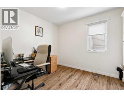 355 Woodbine Boulevard SW - photo 23