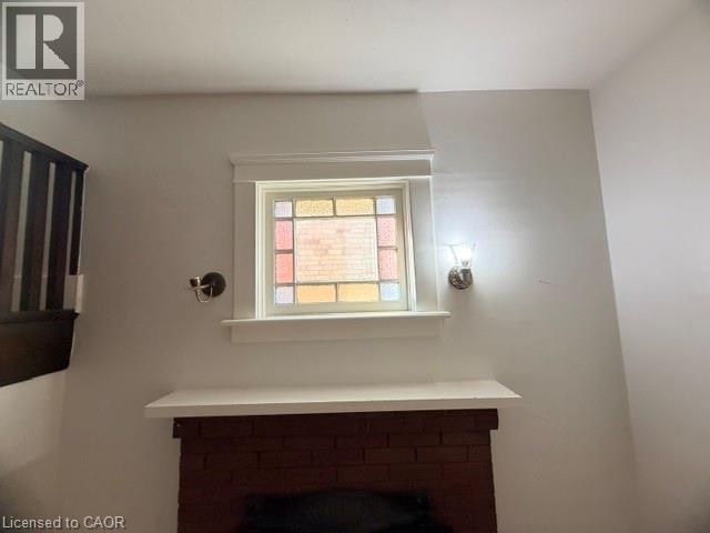 512 Downie Street — photo 8