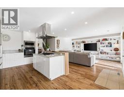 355 Woodbine Boulevard SW - photo 13