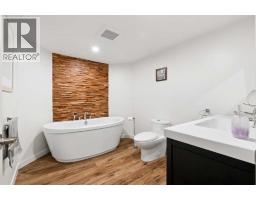 355 Woodbine Boulevard SW - photo 28