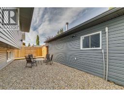 355 Woodbine Boulevard SW - photo 40