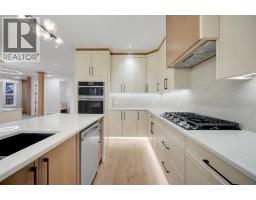 2826 31 Street SW - photo 14