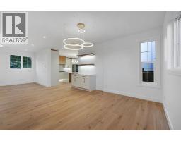 2826 31 Street SW - photo 18