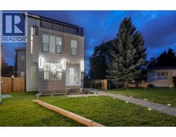 2826 31 Street SW - photo 2
