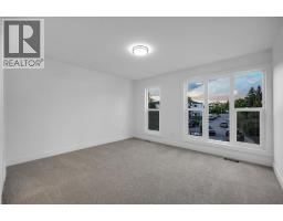 2826 31 Street SW - photo 22