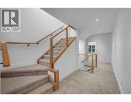 2826 31 Street SW - photo 24