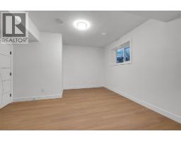 2826 31 Street SW - photo 48