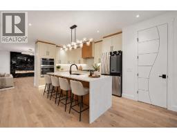2826 31 Street SW - photo 6