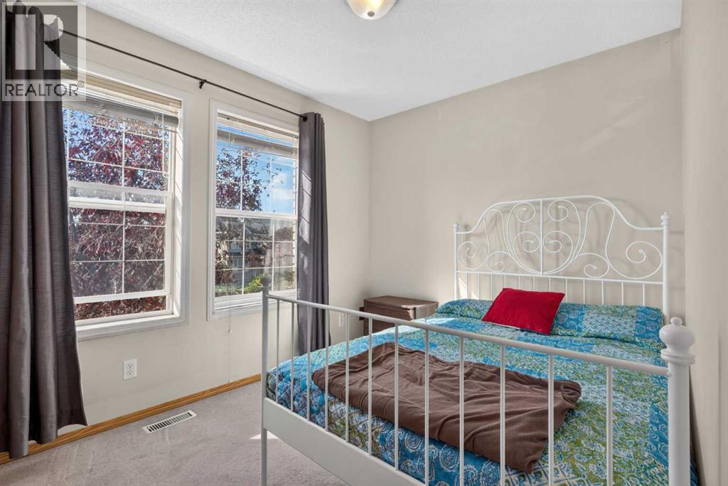 52 Citadel Forest Close NW - 21