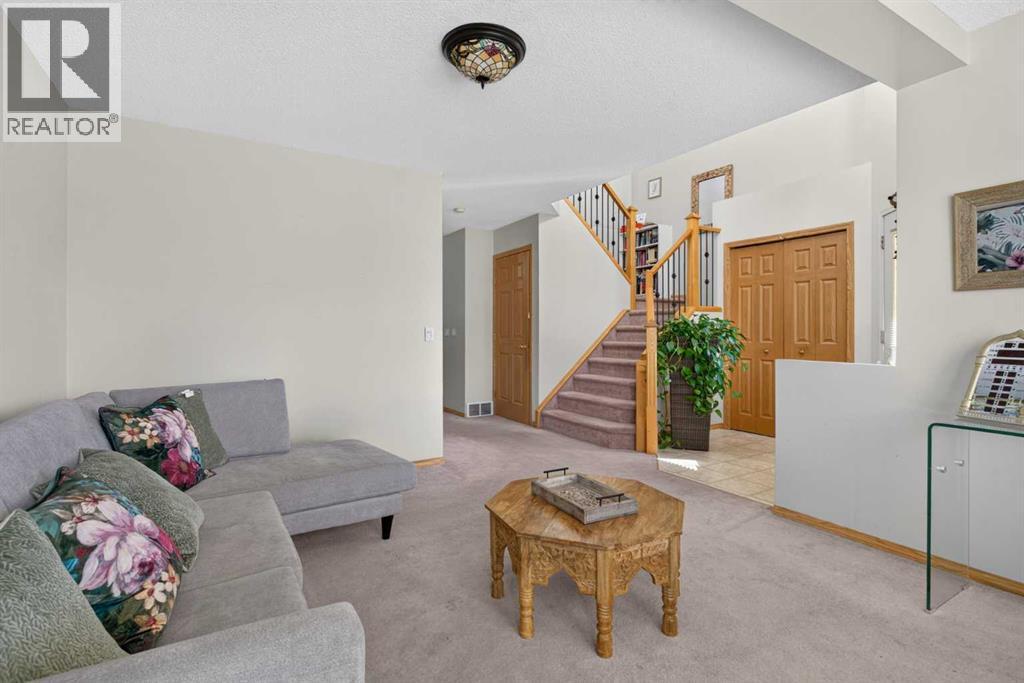 52 Citadel Forest Close NW - 8