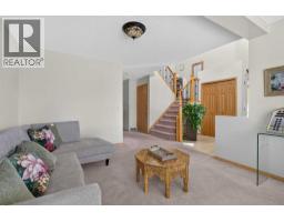 52 Citadel Forest Close NW - photo 8