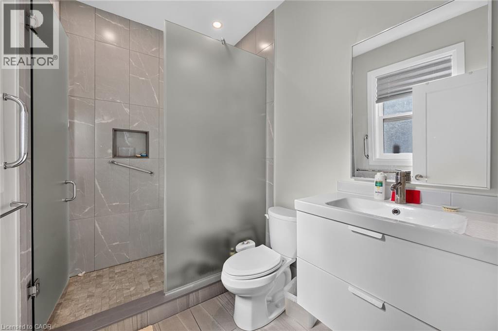 41 ELEANOR Avenue - 22